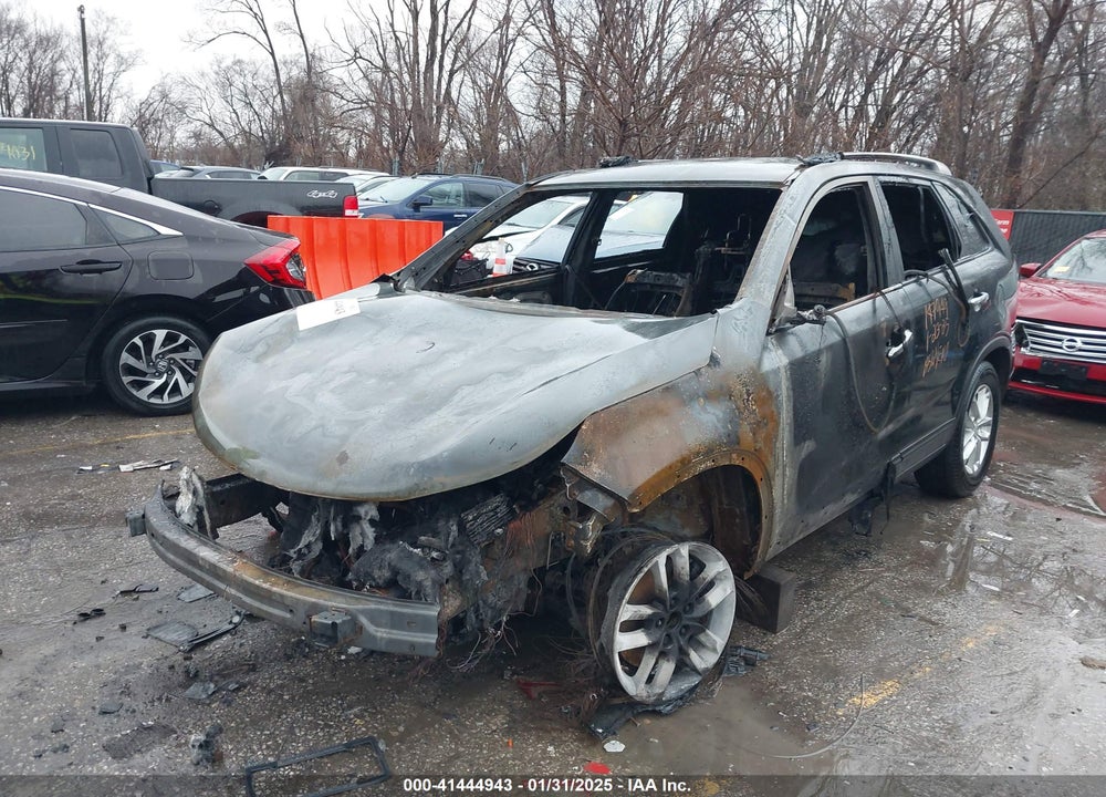 2015 KIA SORENTO VIN: 5XYKT4A61FG590349