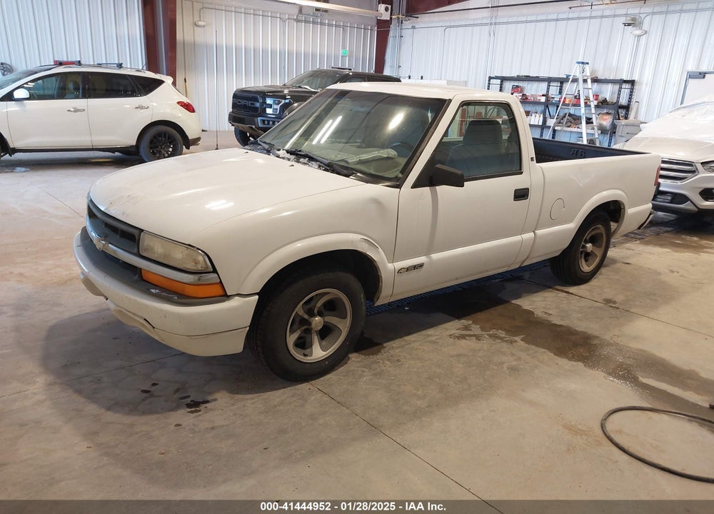1998 CHEVROLET S-10 LS FLEETSIDE VIN: 1GCCS144XW8121669