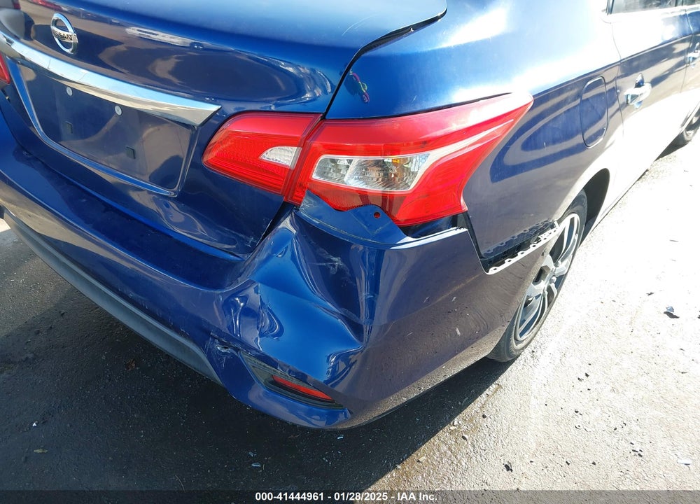 2018 NISSAN SENTRA VIN: 3N1AB7APXJY222087