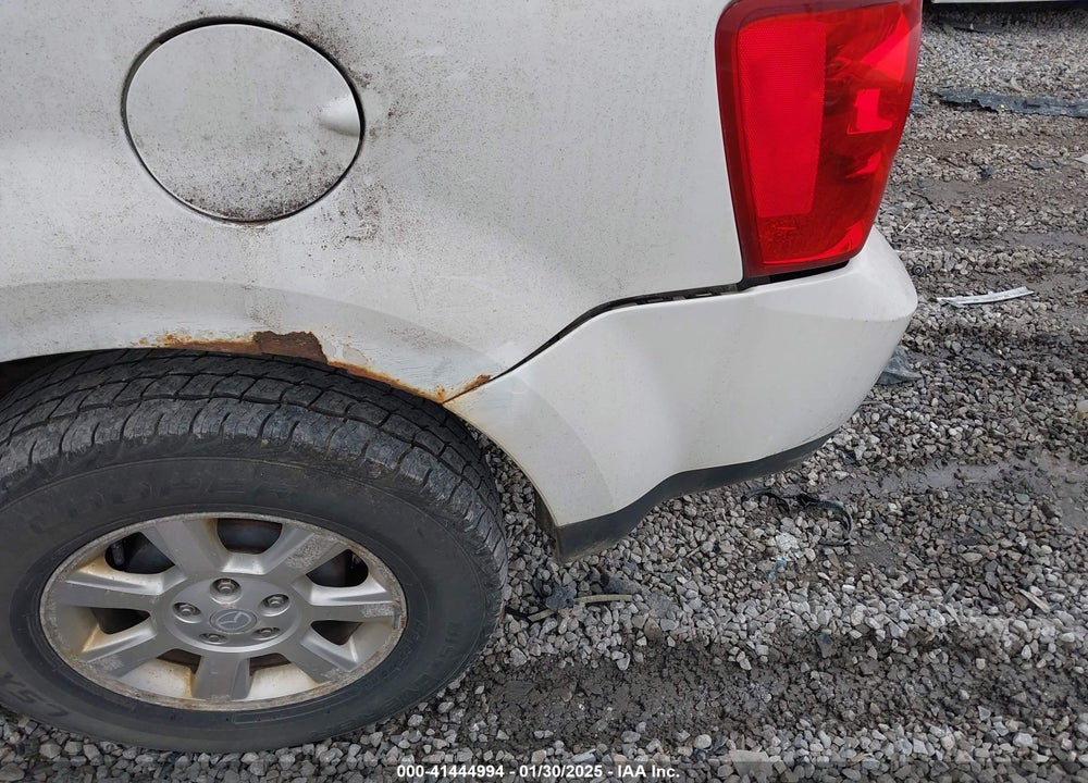 2010 MAZDA TRIBUTE I SPORT VIN: 4F2CY9C77AKM01439