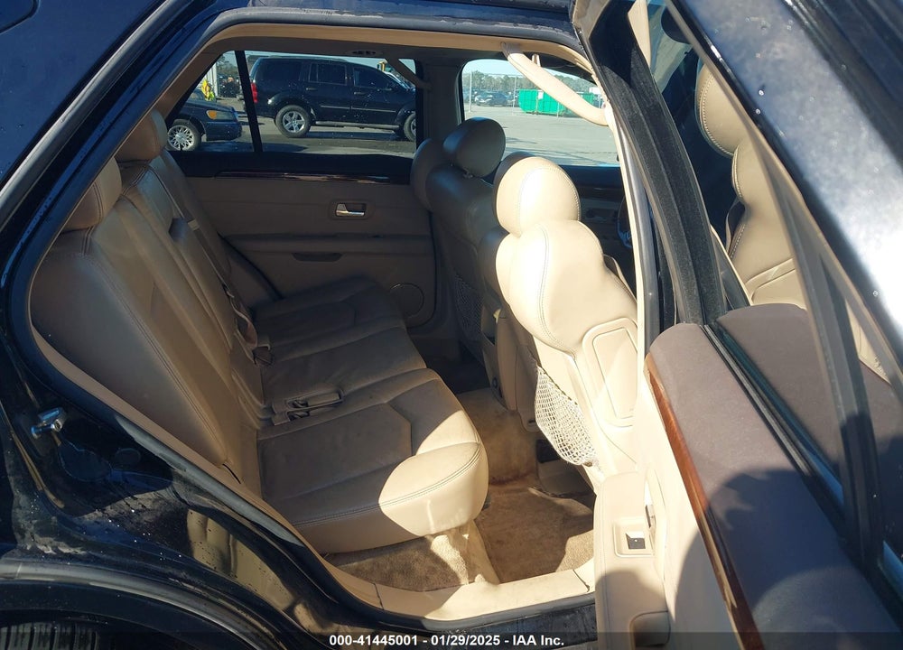 2009 CADILLAC SRX V6 VIN: 1GYEE637590100315