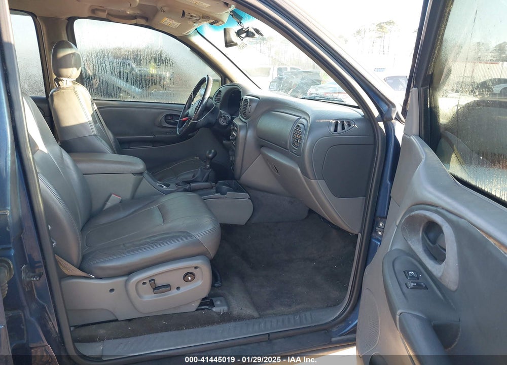 2002 CHEVROLET TRAILBLAZER LTZ VIN: 1GNDS13S222474402