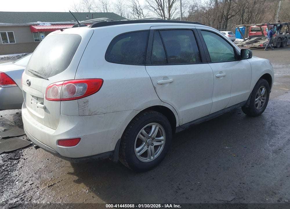 2012 HYUNDAI SANTA FE GLS VIN: 5XYZG3AB4CG108480