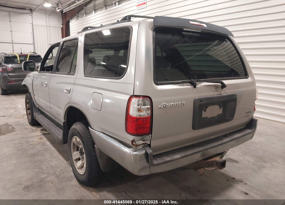 2002 TOYOTA 4RUNNER SR5 V6 VIN: JT3GN86R720227875