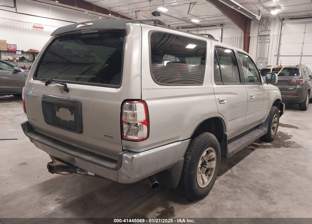 2002 TOYOTA 4RUNNER SR5 V6 VIN: JT3GN86R720227875