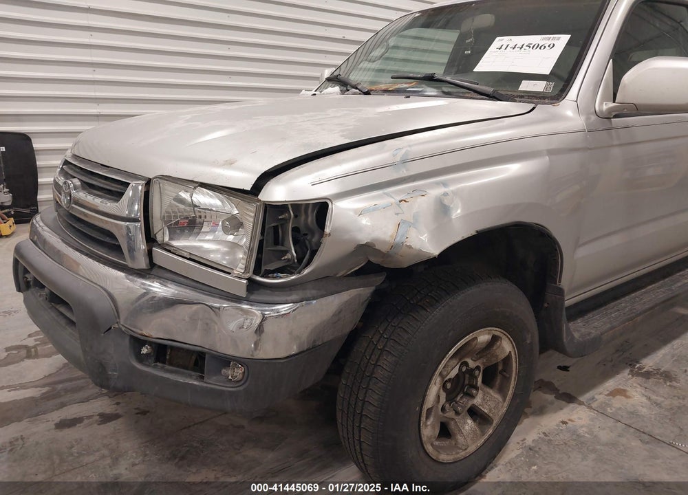 2002 TOYOTA 4RUNNER SR5 V6 VIN: JT3GN86R720227875