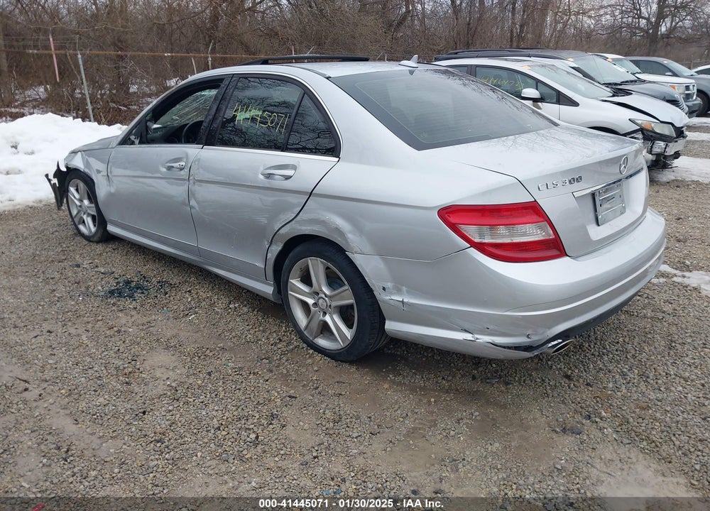 2011 MERCEDES-BENZ C 300 VIN: WDDGF8BB8BR160965
