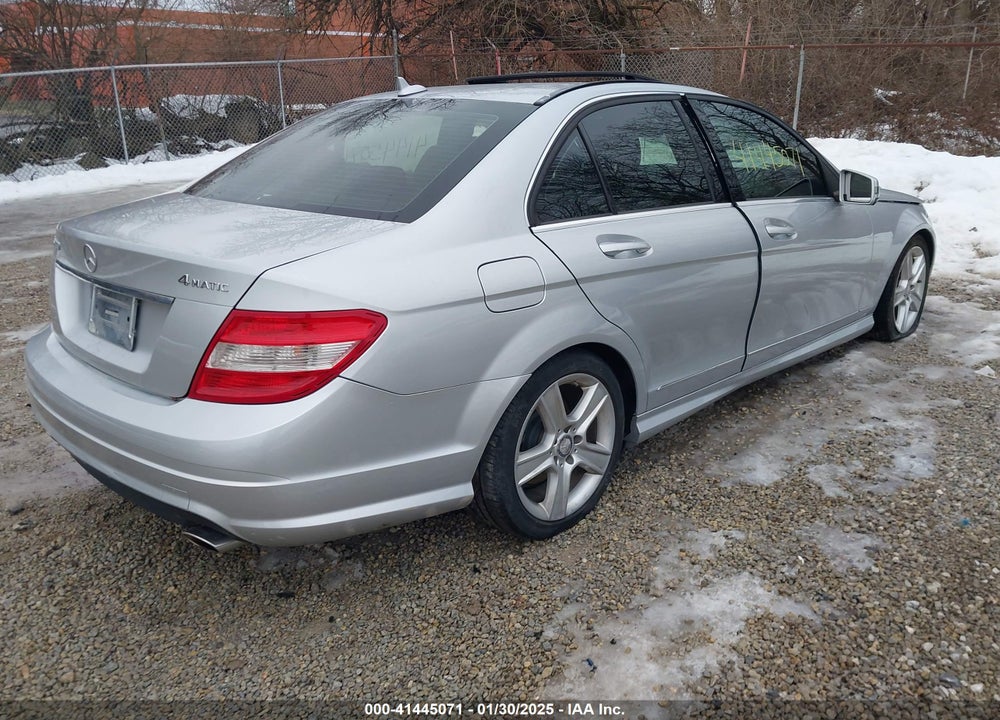 2011 MERCEDES-BENZ C 300 VIN: WDDGF8BB8BR160965