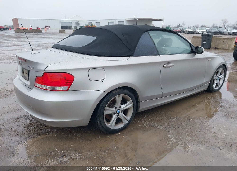 2009 BMW 128I VIN: WBAUL73529VJ74917