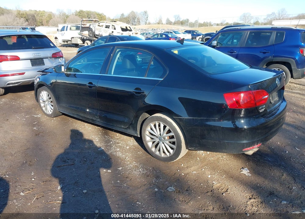 2013 VOLKSWAGEN JETTA 2.5L SEL VIN: 3VWLP7AJXDM237006