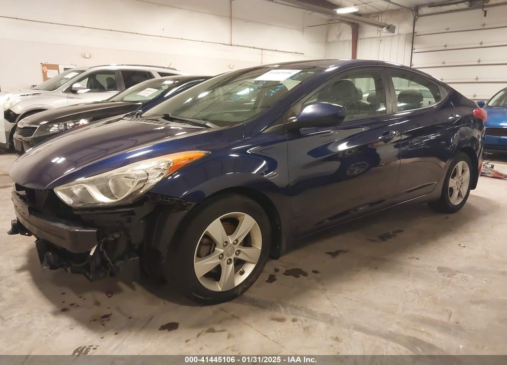 2013 HYUNDAI ELANTRA VIN: 5NPDH4AE1DH212197