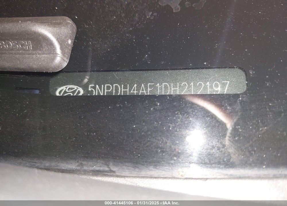 2013 HYUNDAI ELANTRA VIN: 5NPDH4AE1DH212197