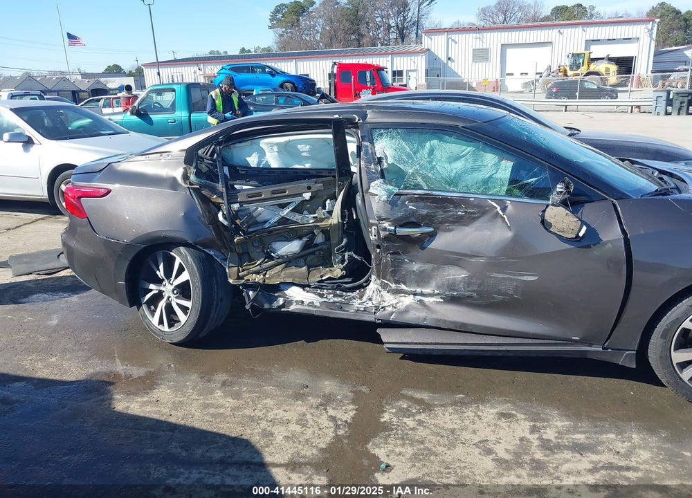 2016 NISSAN MAXIMA VIN: 1N4AA6AP5GC440004