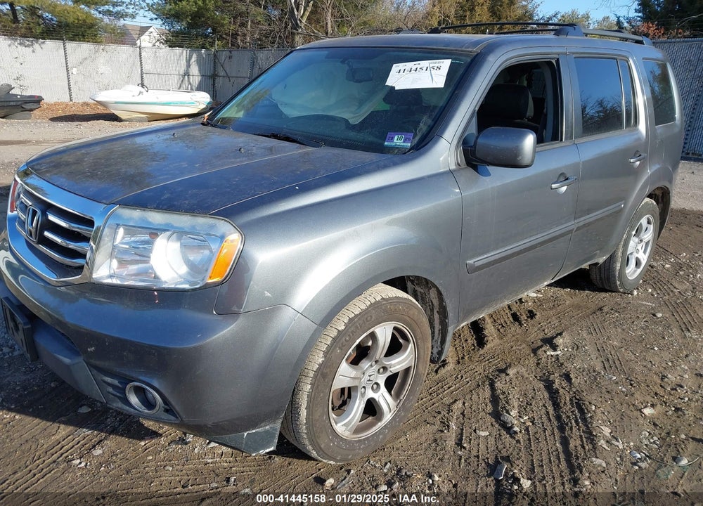 2013 HONDA PILOT EX-L VIN: 5FNYF4H51DB055539