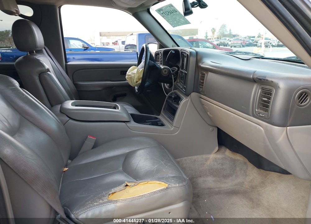 2004 CHEVROLET TAHOE Z71 VIN: 1GNEK13T64R265302
