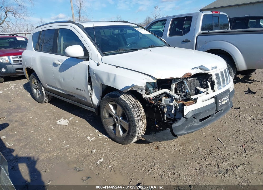 2014 JEEP COMPASS LATITUDE VIN: 1C4NJDEB0ED659524