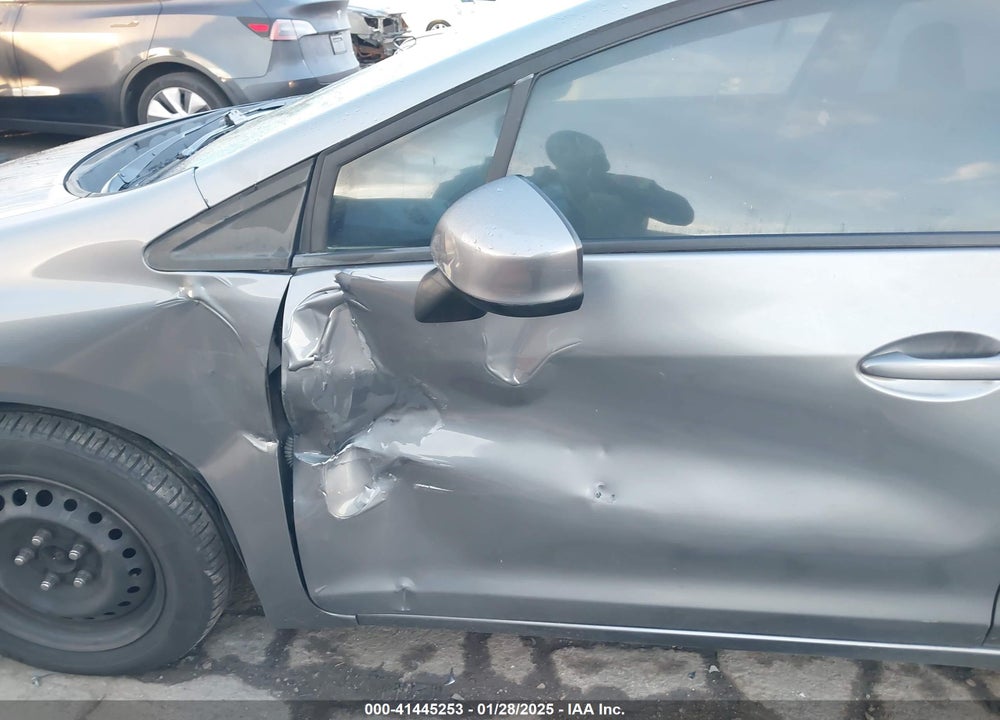2012 HONDA CIVIC LX VIN: 19XFB2F58CE376637