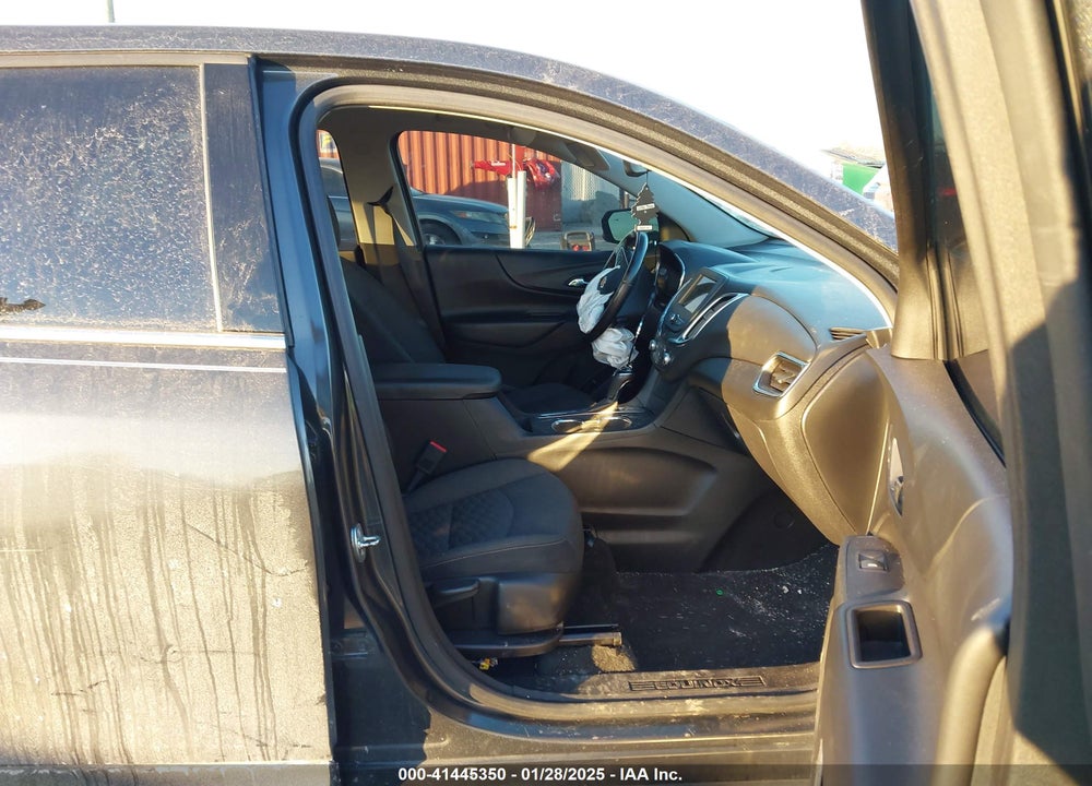 2019 CHEVROLET EQUINOX VIN: 2GNAXKEV5K6209025