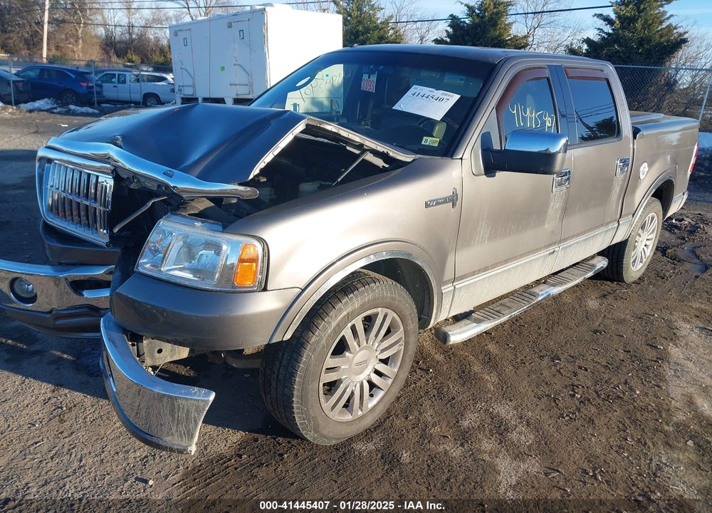 2007 LINCOLN MARK LT VIN: 5LTPW16557FJ03103