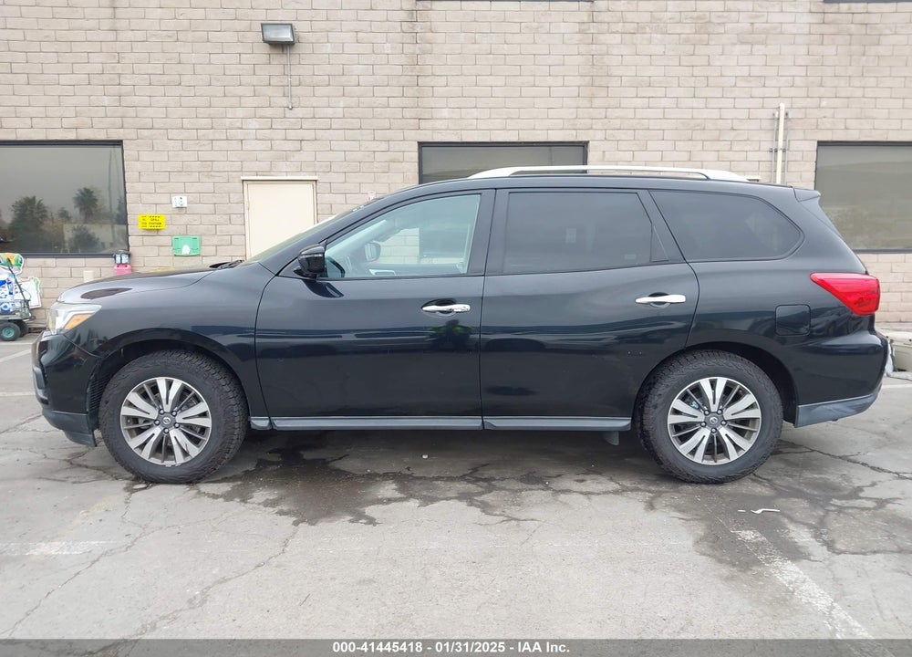 2017 NISSAN PATHFINDER PLATINUM/S/SL/SV VIN: 5N1DR2MN4HC602155