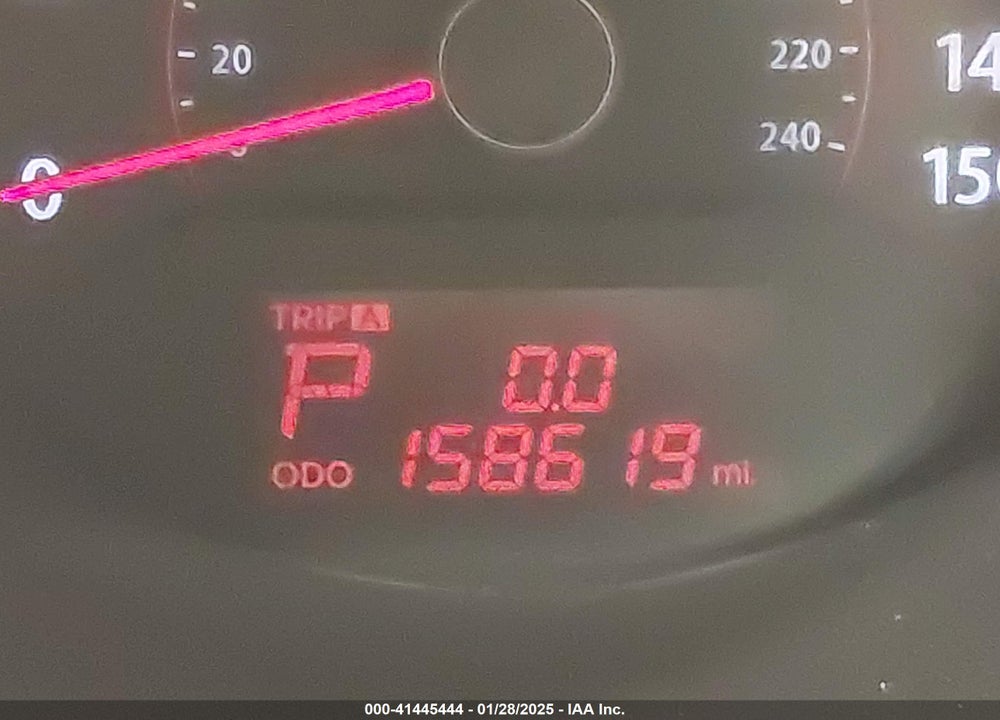 2011 KIA SORENTO LX VIN: 5XYKT3A14BG007166