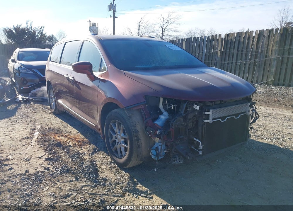 2020 CHRYSLER PACIFICA TOURING L VIN: 2C4RC1BG8LR279237