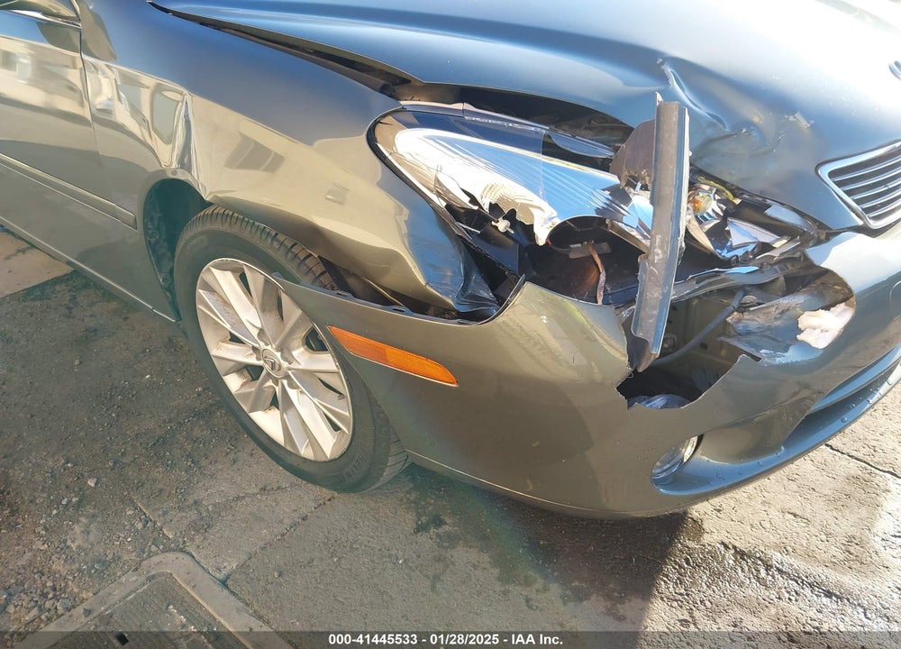 2005 LEXUS ES 330 VIN: JTHBA30G555098522