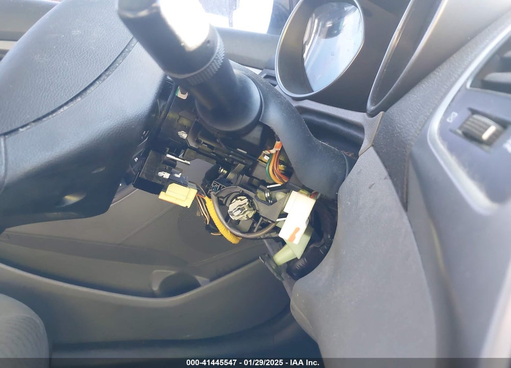 2016 HYUNDAI ELANTRA VIN: 5NPDH4AE4GH698525