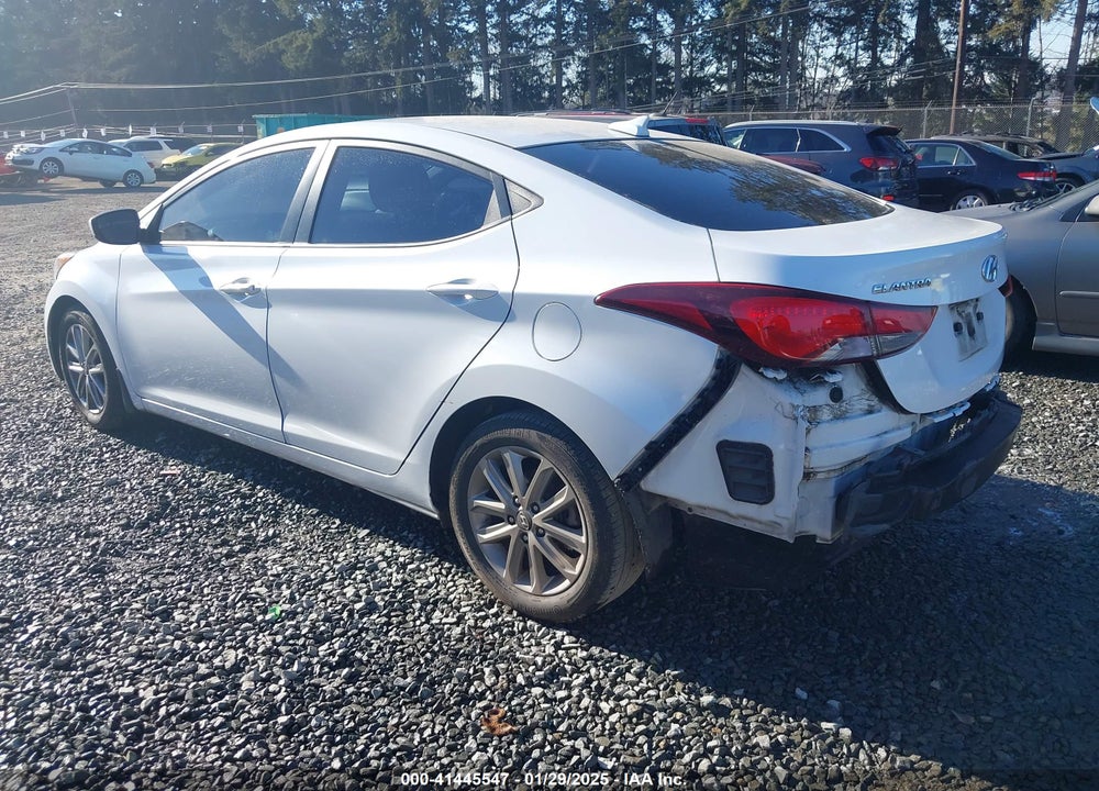 2016 HYUNDAI ELANTRA VIN: 5NPDH4AE4GH698525