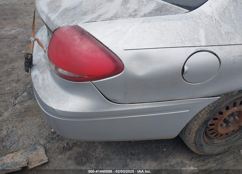2005 FORD TAURUS SE VIN: 1FAFP53U95A172147