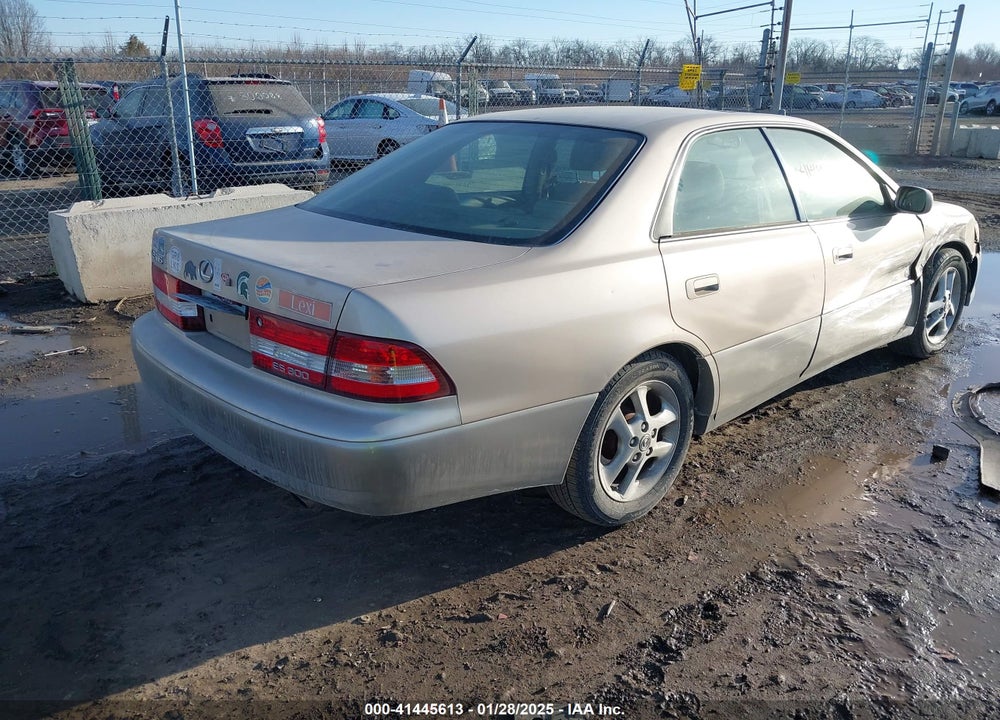 2001 LEXUS ES 300 VIN: JT8BF28G715110860