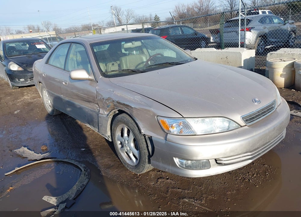 2001 LEXUS ES 300 VIN: JT8BF28G715110860