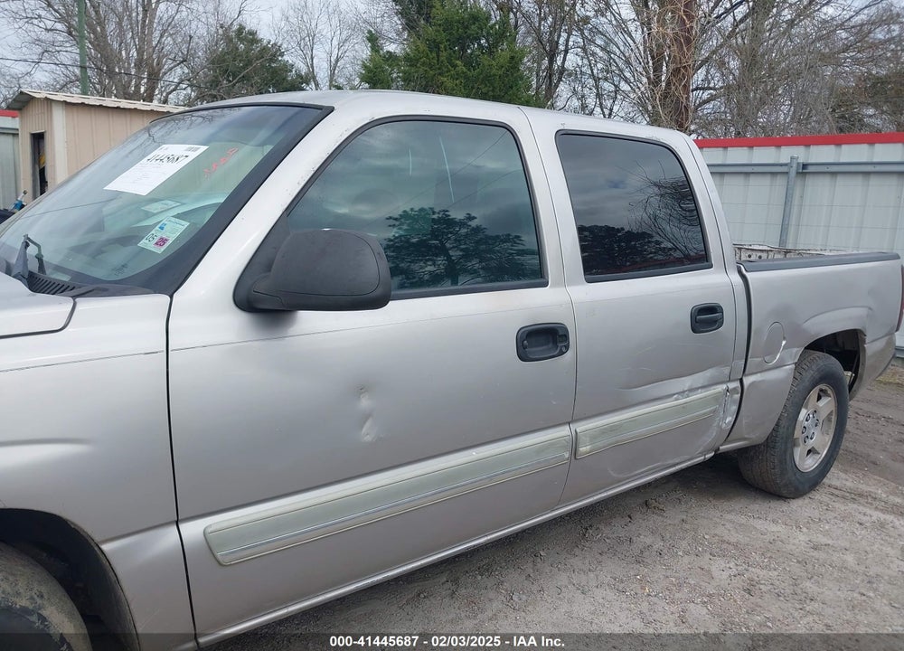 2005 CHEVROLET SILVERADO 1500 LS VIN: 2GCEC13T651107834