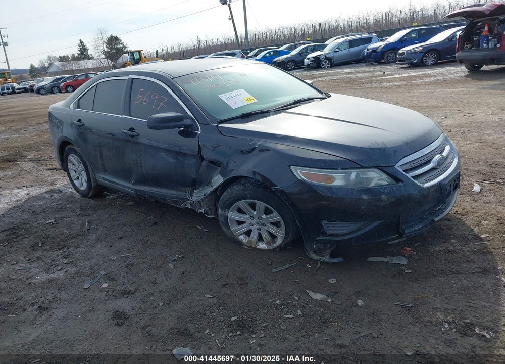 2010 FORD TAURUS SE VIN: 1FAHP2DW0AG133588