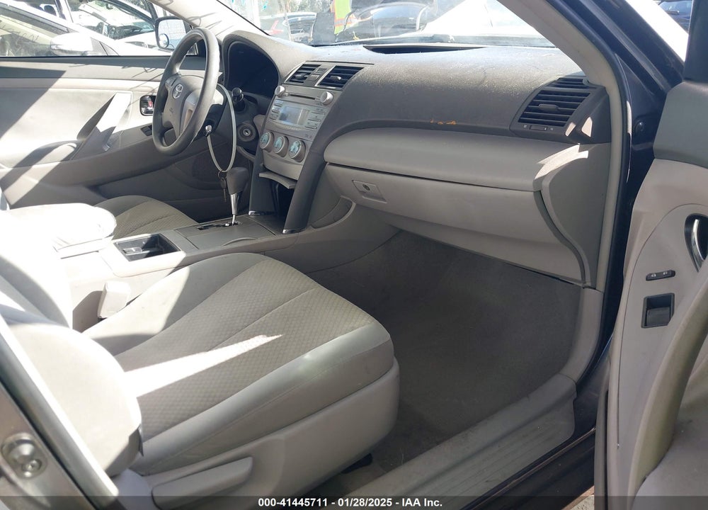 2009 TOYOTA CAMRY LE VIN: 4T4BE46K39R100448