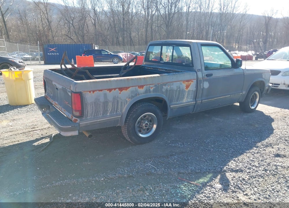 1993 GMC SONOMA VIN: 1GTCS14R7P0518901