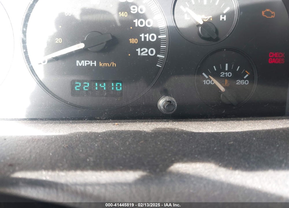 2002 JEEP GRAND CHEROKEE LAREDO VIN: 1J4GW48S92C251590