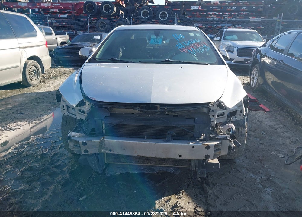 2011 CHEVROLET MALIBU VIN: 1G1ZC5EU3BF163547