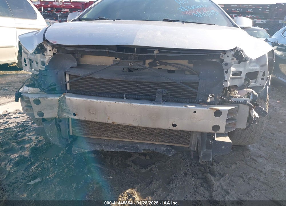 2011 CHEVROLET MALIBU VIN: 1G1ZC5EU3BF163547