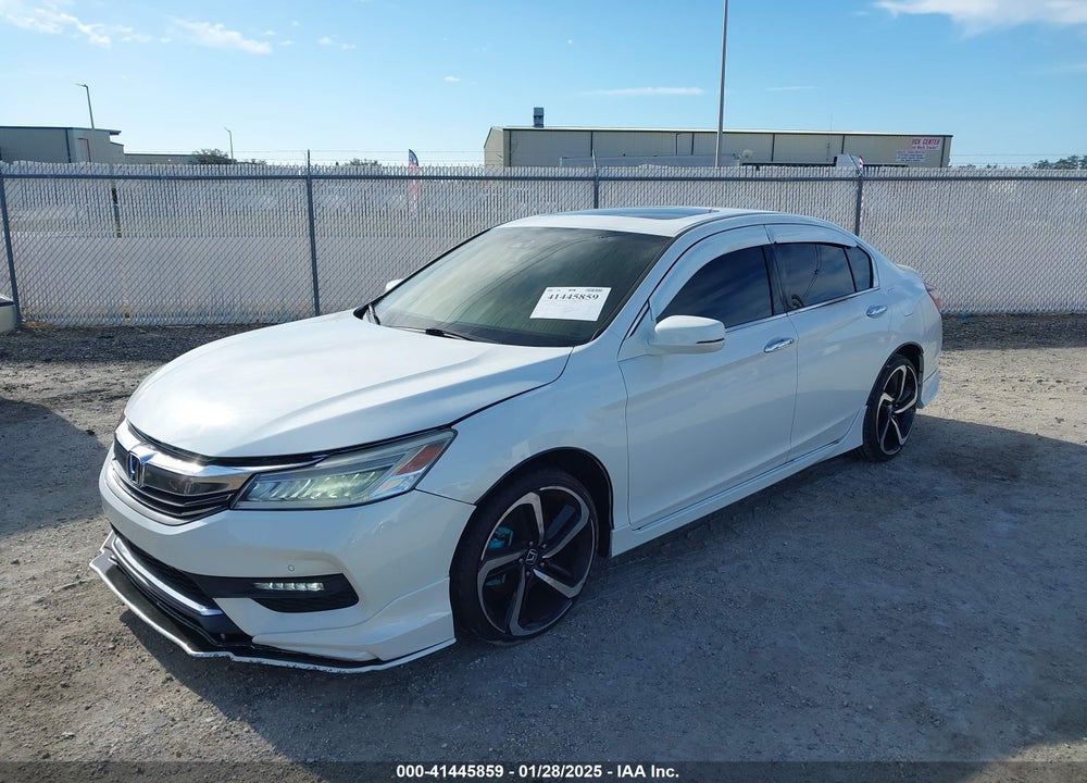 2017 HONDA ACCORD TOURING V6 VIN: 1HGCR3F94HA040812