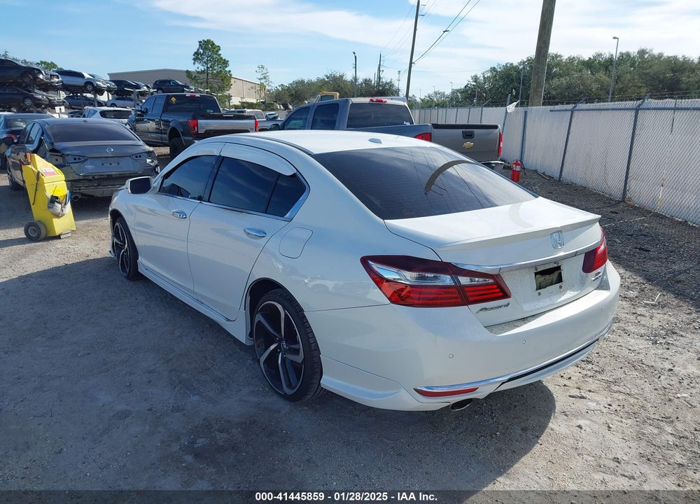 2017 HONDA ACCORD TOURING V6 VIN: 1HGCR3F94HA040812