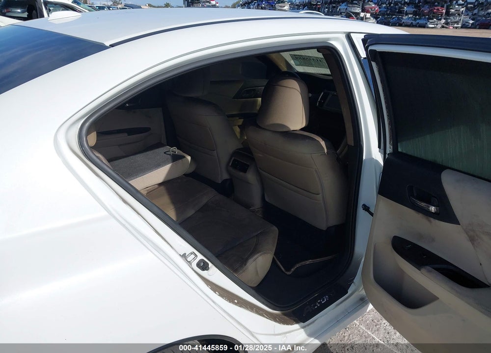 2017 HONDA ACCORD TOURING V6 VIN: 1HGCR3F94HA040812