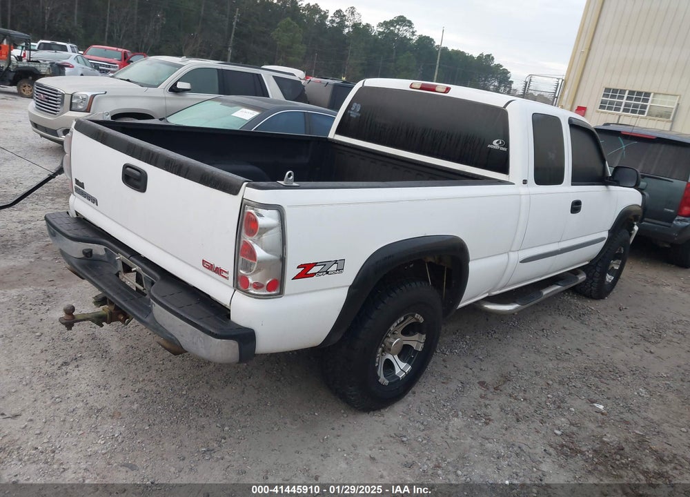 2004 GMC SIERRA 1500 SLE VIN: 1GTEK19T44E398888