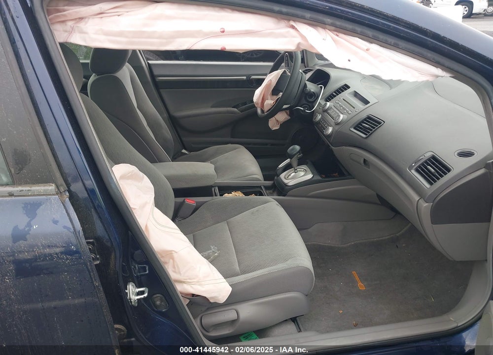 2010 HONDA CIVIC VIN: 19XFA1F87AE081811