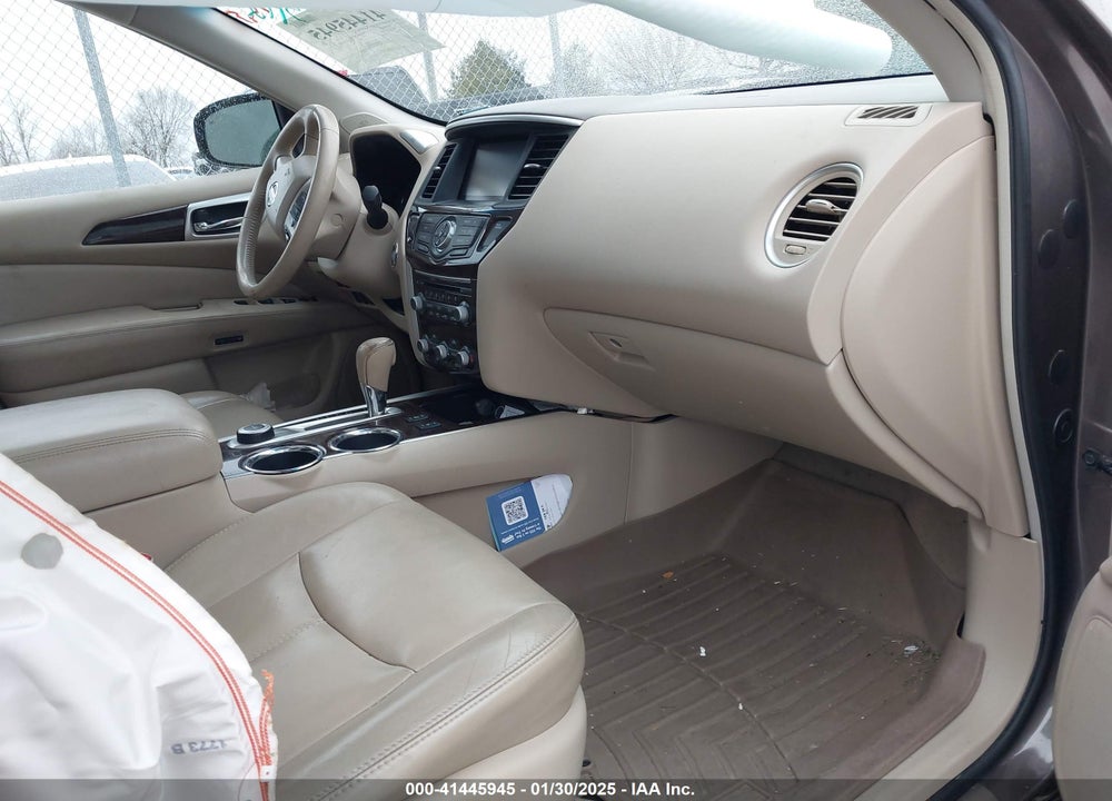 2013 NISSAN PATHFINDER SL VIN: 5N1AR2MM5DC689696