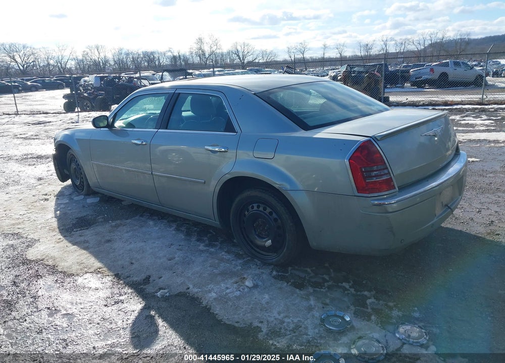 2005 CHRYSLER 300C VIN: 2C3JA63HX5H110454