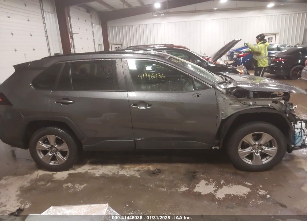 2022 TOYOTA RAV4 XLE VIN: 2T3P1RFV6NC322178