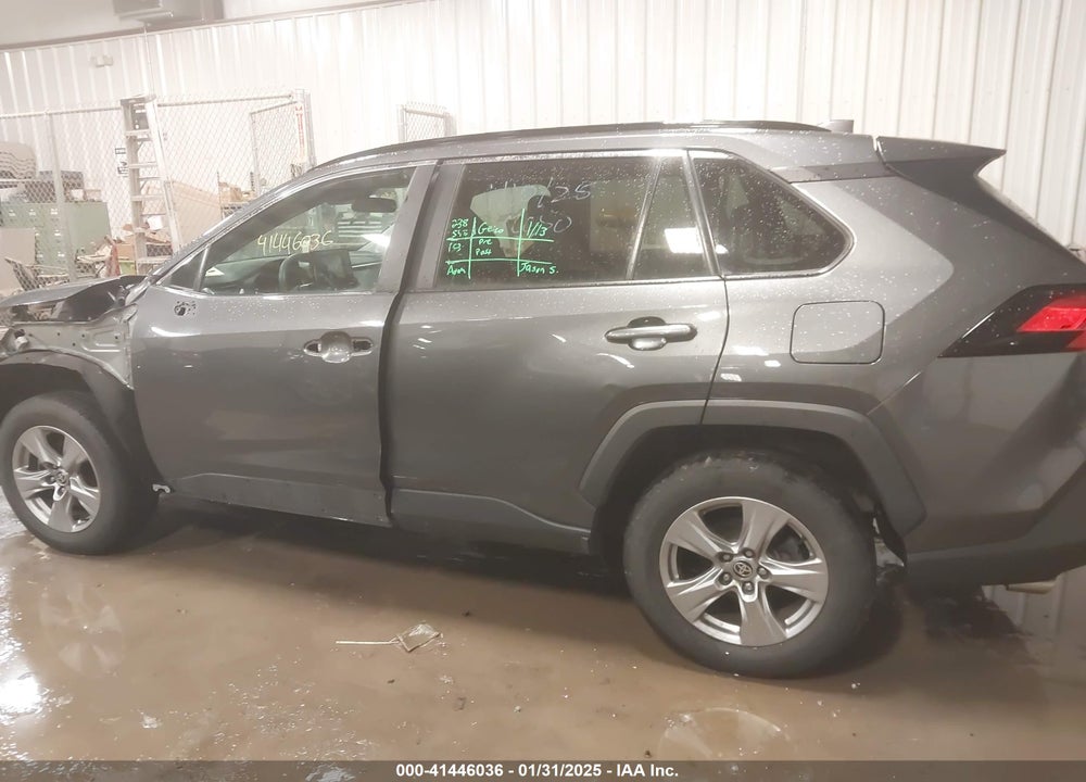 2022 TOYOTA RAV4 XLE VIN: 2T3P1RFV6NC322178