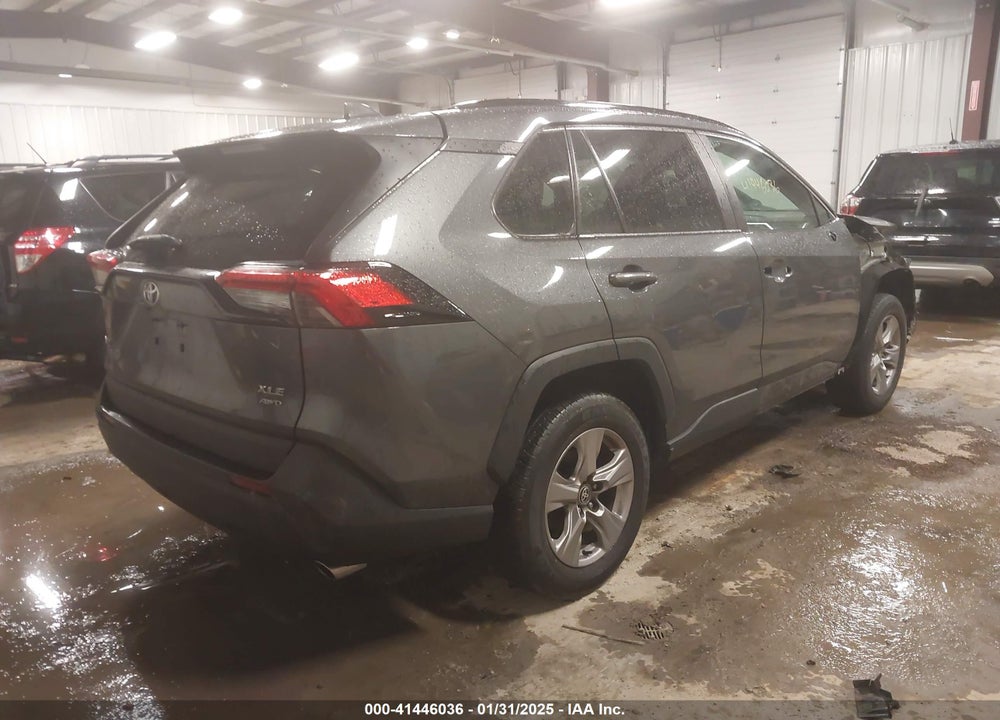 2022 TOYOTA RAV4 XLE VIN: 2T3P1RFV6NC322178