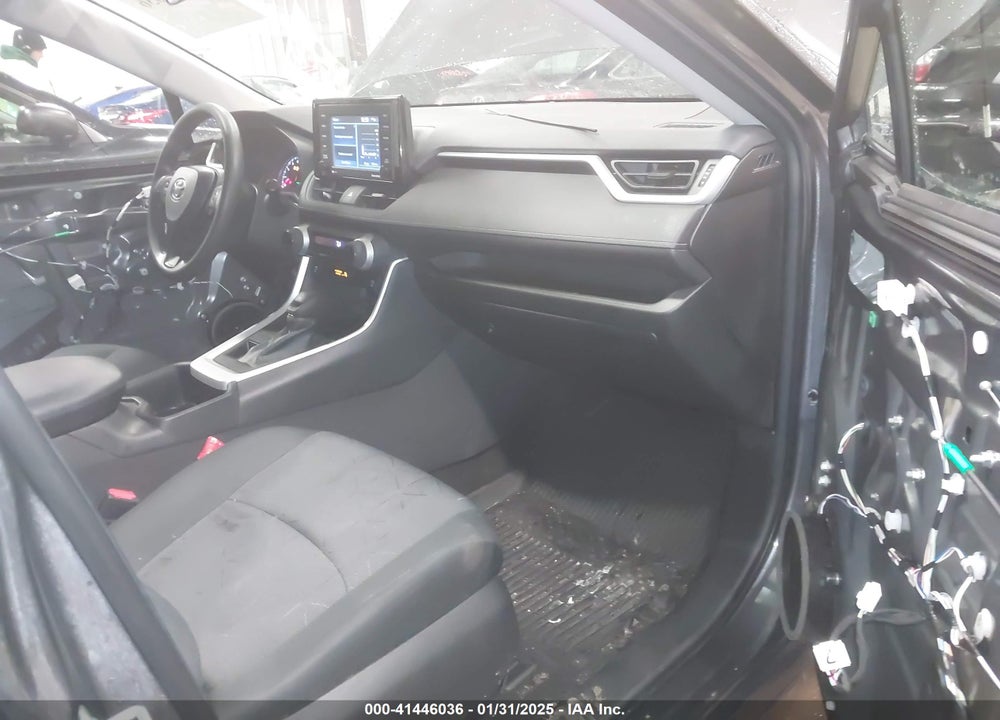 2022 TOYOTA RAV4 XLE VIN: 2T3P1RFV6NC322178